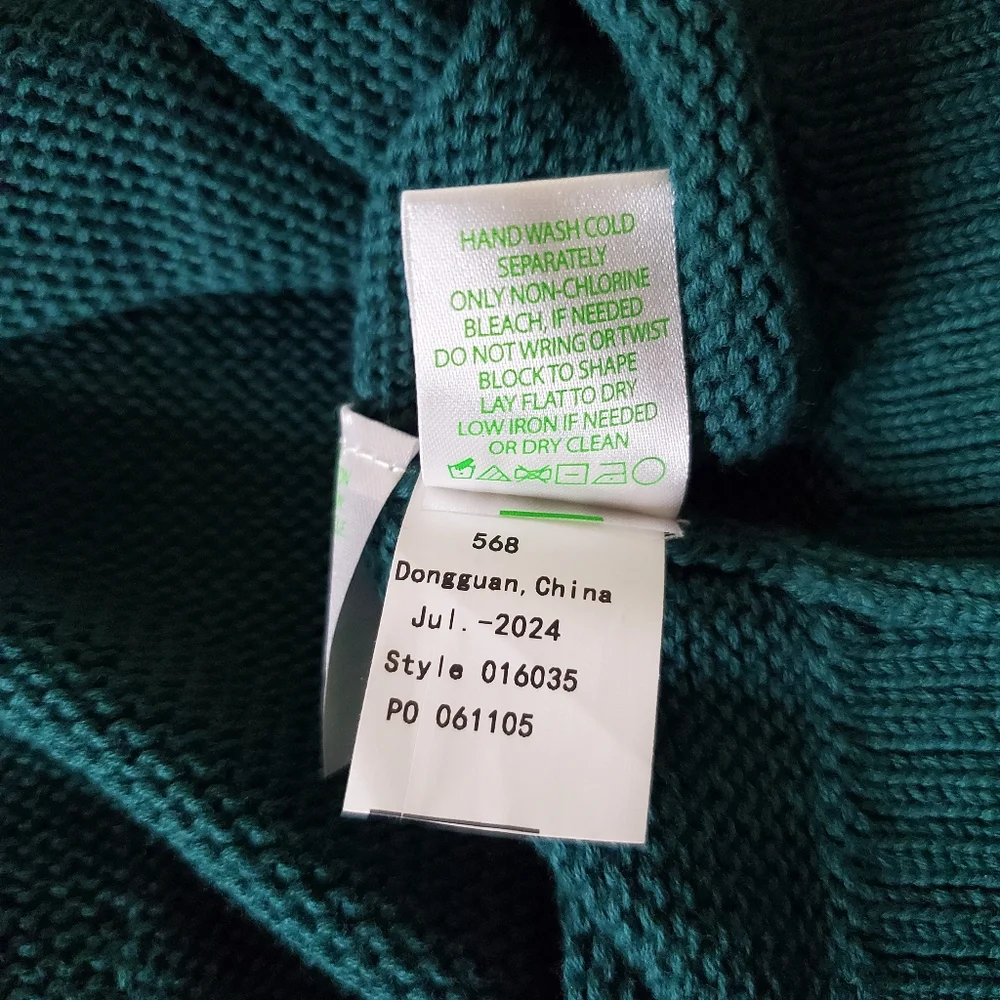 Lilly Pulitzer Wyla Sweater XL Villa Green Tossed Crochet Flowers VNeck Knit Pom